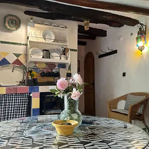 https://las-casillas-de-la-villa-tango.es-andalucia.com